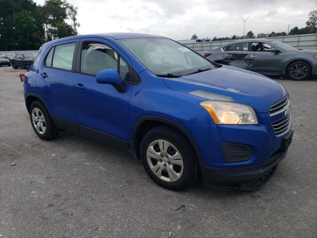 KL7CJKSB2FB200943 - 2015 CHEVROLET TRAX LS BLUE photo 4