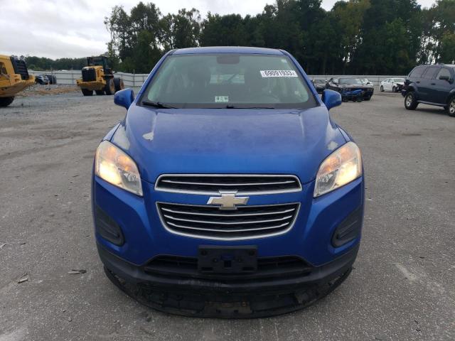 KL7CJKSB2FB200943 - 2015 CHEVROLET TRAX LS BLUE photo 5