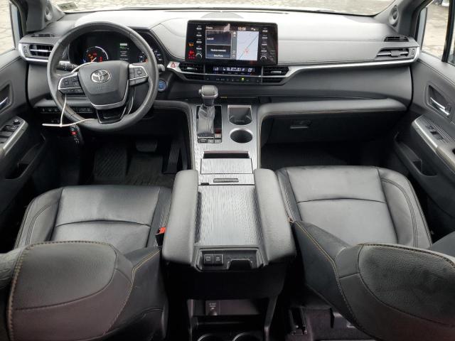 5TDASKFCXNS058083 - 2022 TOYOTA SIENNA XLE SILVER photo 8