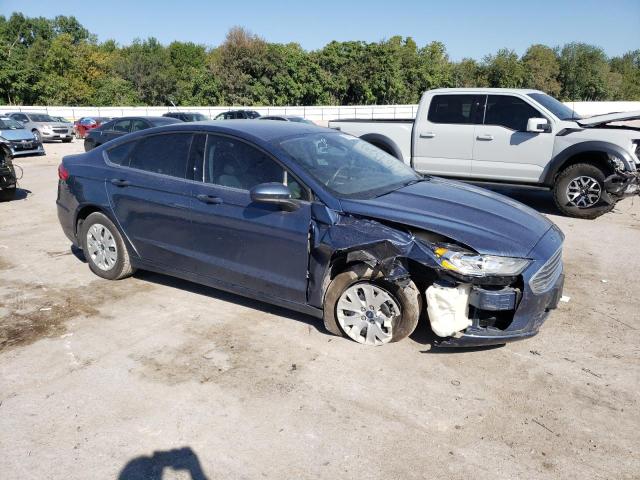 3FA6P0G70KR113965 - 2019 FORD FUSION S BLUE photo 4