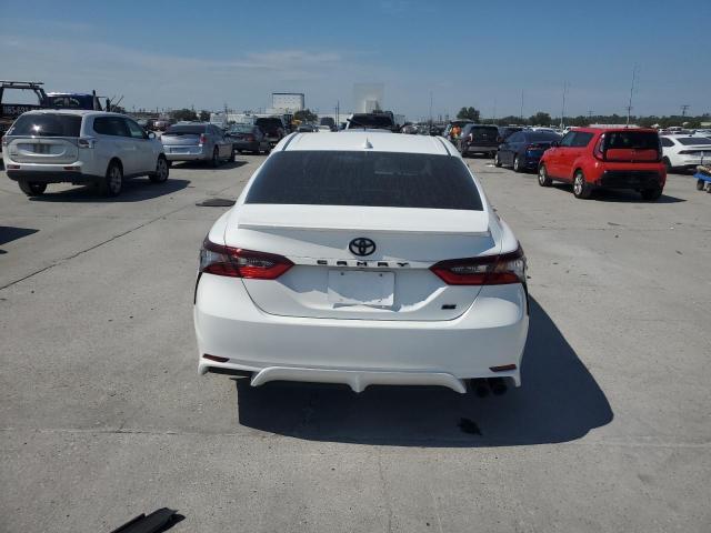 4T1G11AK1PU725266 - 2023 TOYOTA CAMRY SE NIGHT SHADE WHITE photo 6