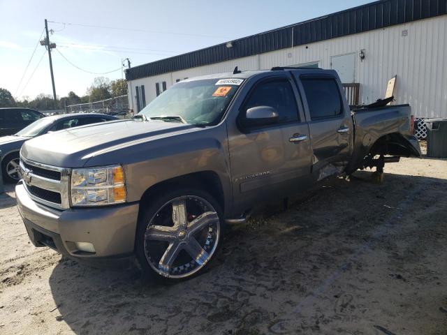 2GCEC13J971516749 - 2007 CHEVROLET SILVERADO C1500 CREW CAB GRAY photo 1