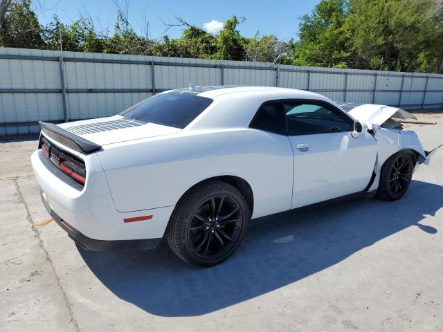 2C3CDZAG5GH264858 - 2016 DODGE CHALLENGER SXT WHITE photo 3