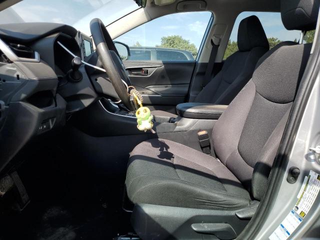 2T3F1RFV9KC023081 - 2019 TOYOTA RAV4 LE Silber Foto 7