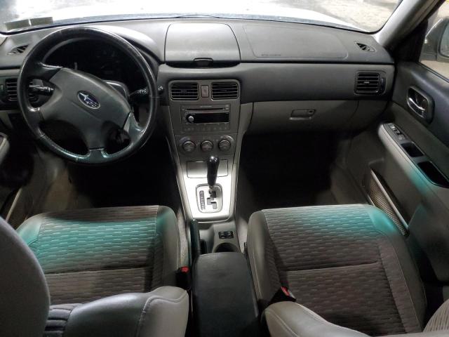 JF1SG65654H754268 - 2004 SUBARU FORESTER 2.5XS თეთრი ფოტო 8