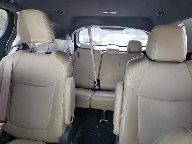 5TDJRKEC1MS007972 - 2021 TOYOTA SIENNA XLE WHITE photo 10