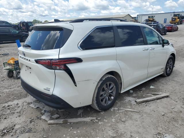 5TDJRKEC1MS007972 - 2021 TOYOTA SIENNA XLE WHITE photo 3