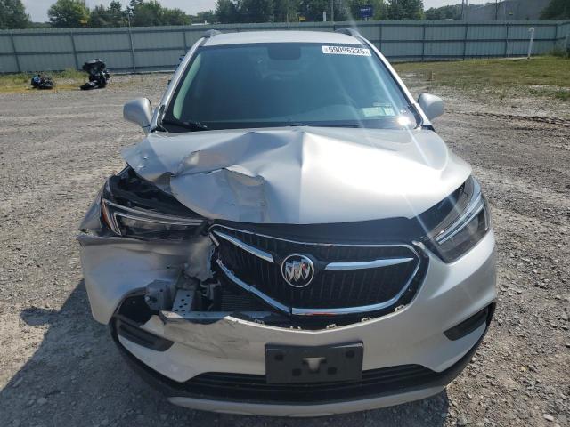KL4CJESM4NB519405 - 2022 BUICK ENCORE PREFERRED ვერცხლისფერი ფოტო 5