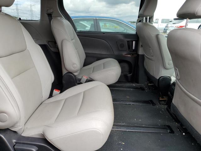 5TDDZ3DC3LS243509 - 2020 TOYOTA SIENNA XLE GRAY photo 11