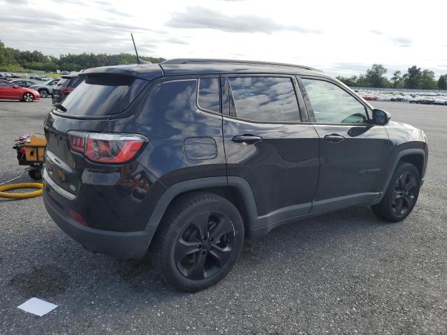 3C4NJDBB8KT713923 - 2019 JEEP COMPASS LATITUDE Noir photo 3