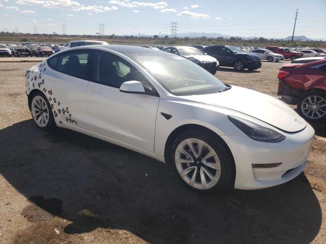 5YJ3E1EB0NF130366 - 2022 TESLA MODEL 3 WHITE photo 4