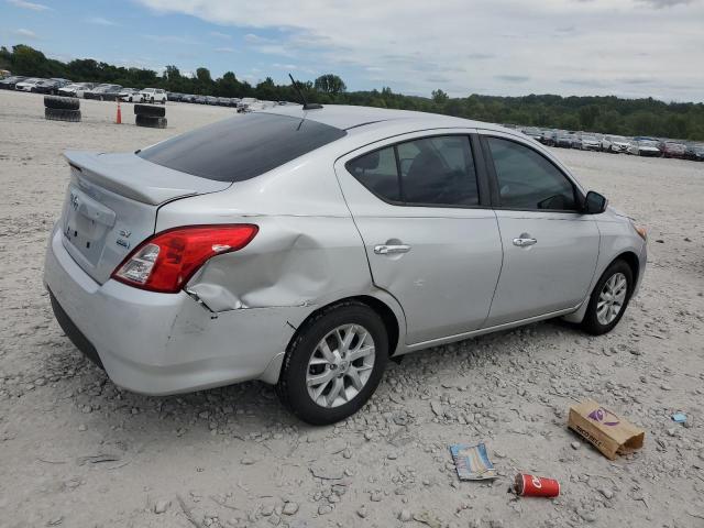 3N1CN7AP7KL817655 - 2019 NISSAN VERSA S Silber Foto 3