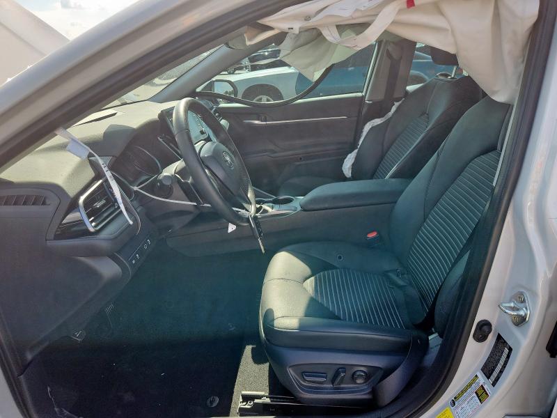 4T1G11AKXPU160175 - 2023 TOYOTA CAMRY SE NIGHT SHADE WHITE photo 7