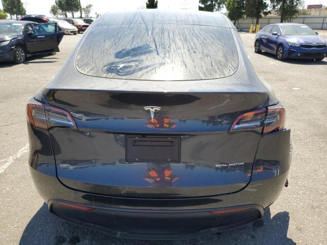 7SAYGAEE6SF243599 - 2025 TESLA MODEL Y GRAY photo 6