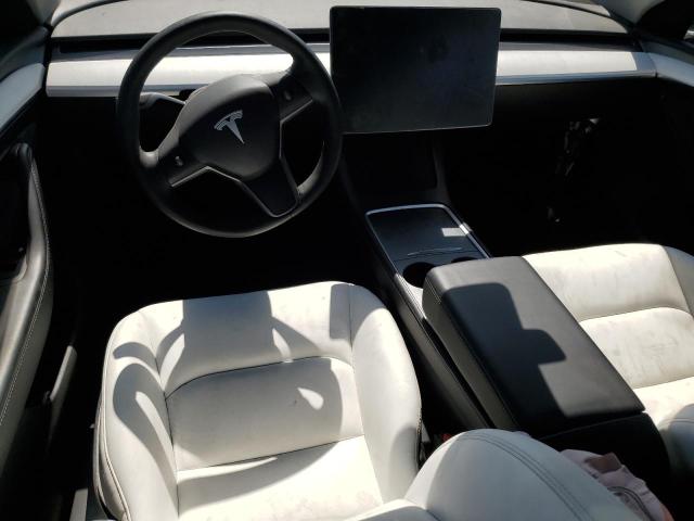 7SAYGAEE6SF243599 - 2025 TESLA MODEL Y GRAY photo 8