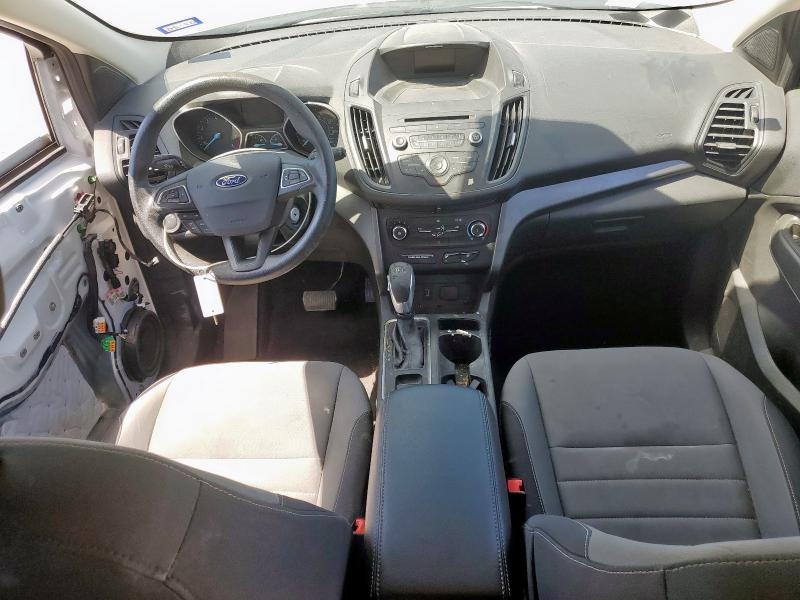 1FMCU0F72HUD10317 - 2017 FORD ESCAPE S 白色 照片 8