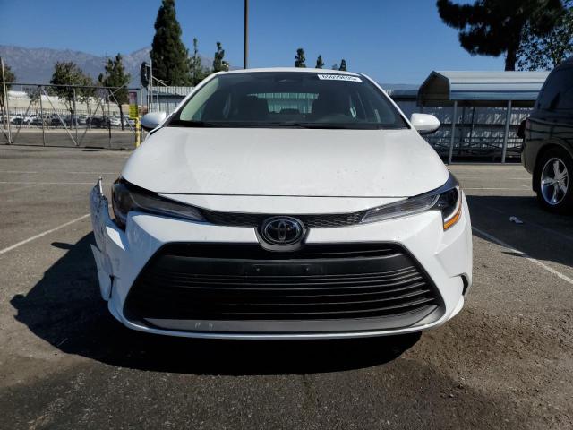 5YFB4MDE9PP034612 - 2023 TOYOTA COROLLA LE Blanc photo 5
