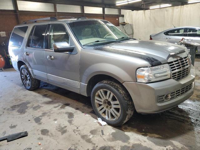 5LMFU28508LJ07336 - 2008 LINCOLN NAVIGATOR 银色 照片 4