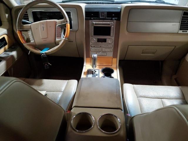 5LMFU28508LJ07336 - 2008 LINCOLN NAVIGATOR 银色 照片 8