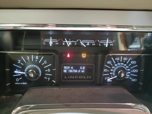 5LMFU28508LJ07336 - 2008 LINCOLN NAVIGATOR 银色 照片 9