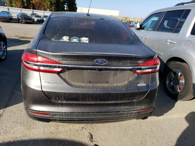 3FA6P0HD9JR181345 - 2018 FORD FUSION SE GRAY photo 6