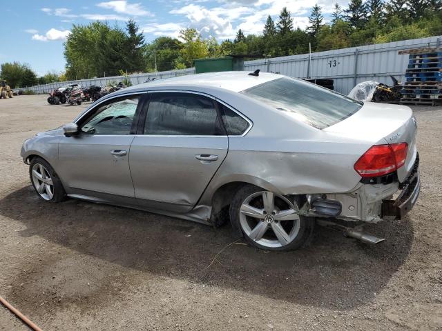 1VWBN7A32DC080334 - 2013 VOLKSWAGEN PASSAT SE 银色 照片 2