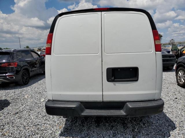 1GCWGAFP4J1212041 - 2018 CHEVROLET EXPRESS G2 WHITE photo 6