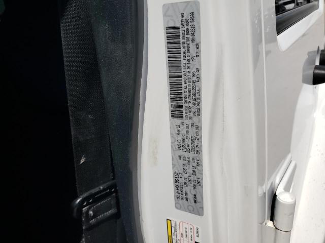 1C4BJWEG8GL255745 - 2016 JEEP WRANGLER U SAHARA WHITE photo 12