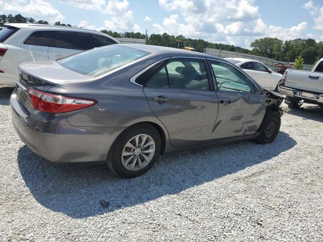 4T1BF1FK4FU093351 - 2015 TOYOTA CAMRY LE 灰色 照片 3