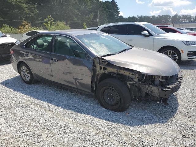 4T1BF1FK4FU093351 - 2015 TOYOTA CAMRY LE 灰色 照片 4