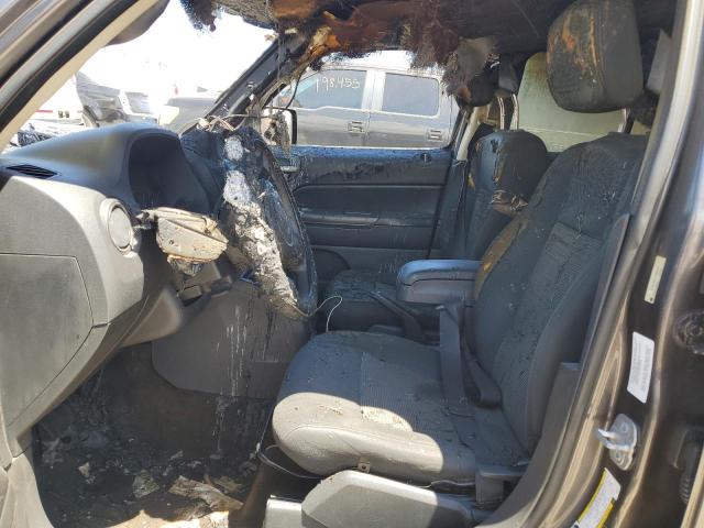 1C4NJPBB1ED859107 - 2014 JEEP PATRIOT SPORT GRAY photo 7