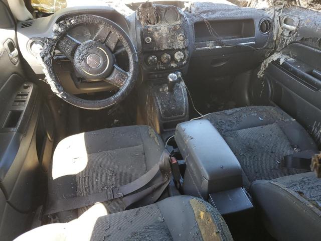 1C4NJPBB1ED859107 - 2014 JEEP PATRIOT SPORT GRAY photo 8