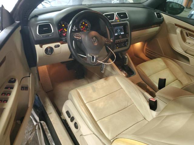 WVWFW7AH9CV004299 - 2012 VOLKSWAGEN EOS LUX WHITE photo 8