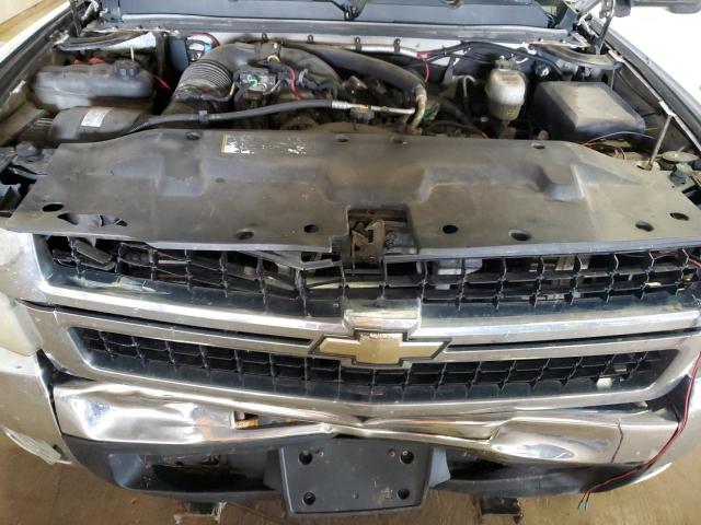 1GCHK29628E214826 - 2008 CHEVROLET SILVERADO K2500 HEAVY DUTY WHITE photo 11