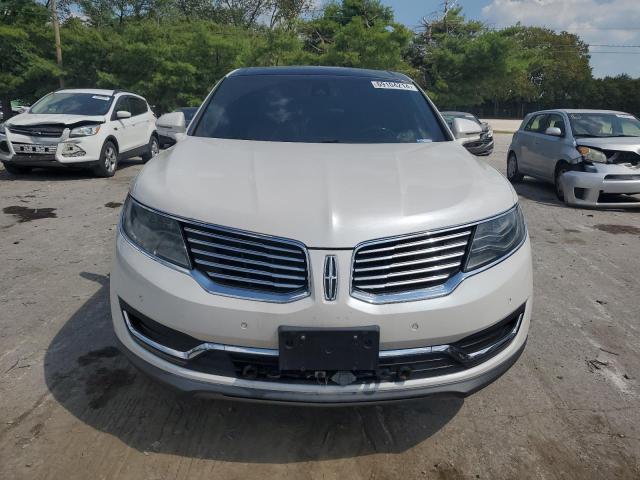 2LMTJ8LP4GBL52296 - 2016 LINCOLN MKX RESERVE WHITE photo 5