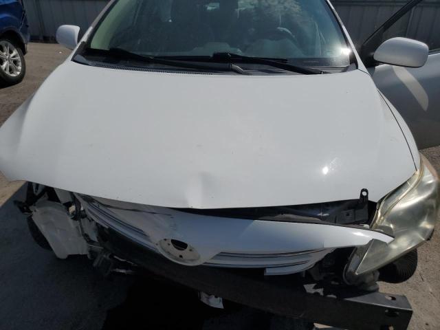 5YFBU4EE4DP220231 - 2013 TOYOTA COROLLA BASE WHITE photo 11