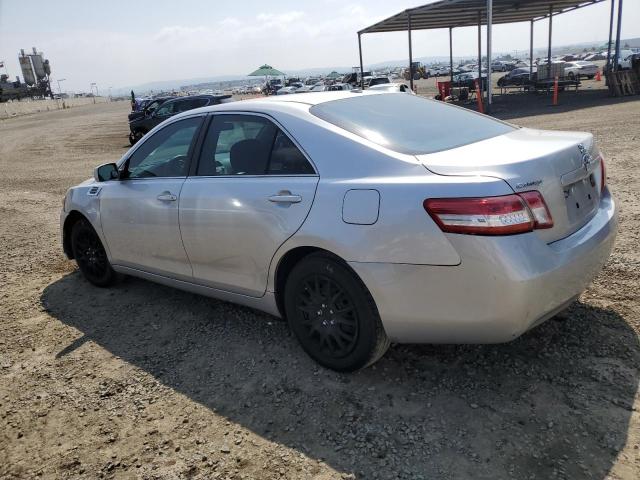4T1BF3EK6AU060955 - 2010 TOYOTA CAMRY BASE ვერცხლისფერი ფოტო 2