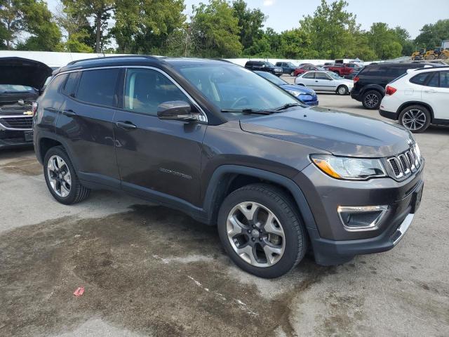 3C4NJDCB0JT259292 - 2018 JEEP COMPASS LIMITED 灰色 照片 4