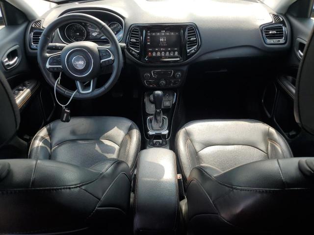 3C4NJDCB0JT259292 - 2018 JEEP COMPASS LIMITED 灰色 照片 8