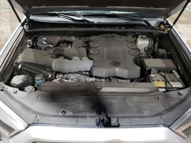 JTEMU5JRXN6030011 - 2022 TOYOTA 4RUNNER SR5/SR5 PREMIUM 银色 照片 12