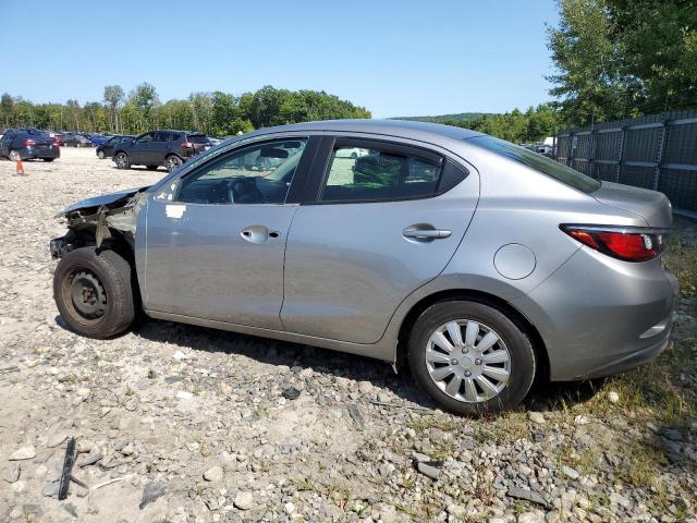 3MYDLBZV3GY126731 - 2016 TOYOTA SCION IA SILVER photo 2