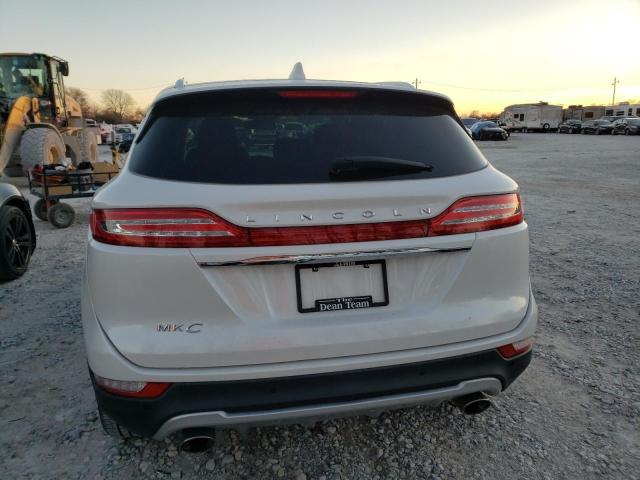 5LMCJ2C96KUL46400 - 2019 LINCOLN MKC SELECT WHITE photo 6