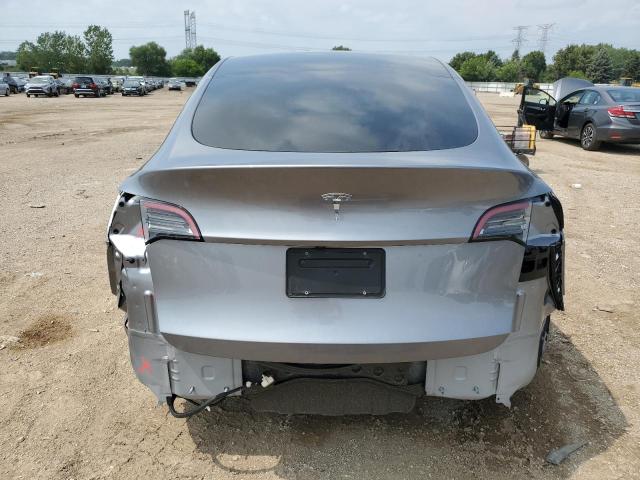 7SAYGDED7SF230739 - 2025 TESLA MODEL Y GRAY photo 6