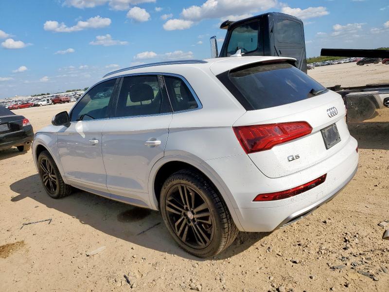 WA1BNAFY3J2048637 - 2018 AUDI Q5 PREMIUM PLUS WHITE photo 2