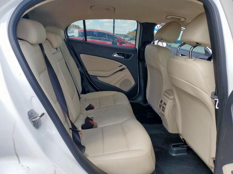 WDCTG4EB4LU026778 - 2020 MERCEDES-BENZ GLA 250 WHITE photo 11