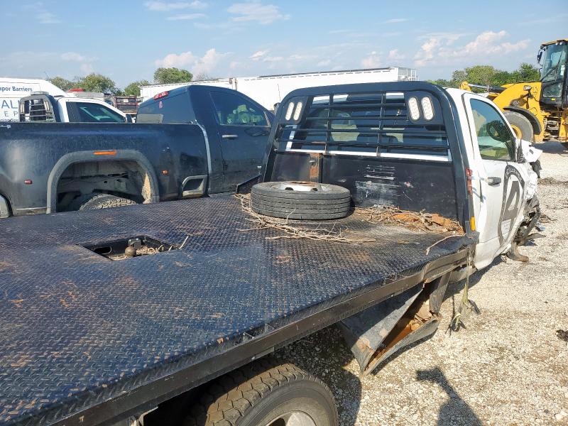 3C7WRMBL9MG684372 - 2021 RAM 5500 白色 照片 10