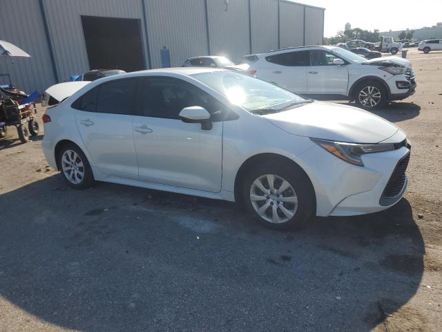 5YFEPMAE2NP382760 - 2022 TOYOTA COROLLA LE WHITE photo 4