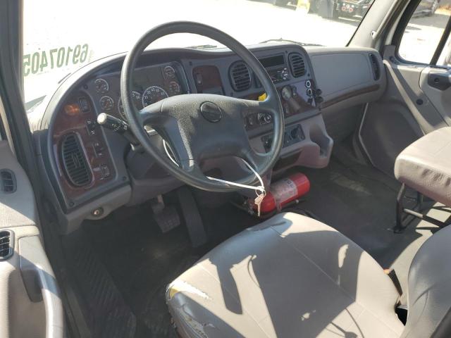 3ALACXFC1LDLY6479 - 2020 FRHT M2 106 MEDIUM DUTY WHITE photo 8