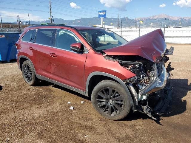 5TDKZRFH6KS570083 - 2019 TOYOTA HIGHLANDER SE MAROON photo 4