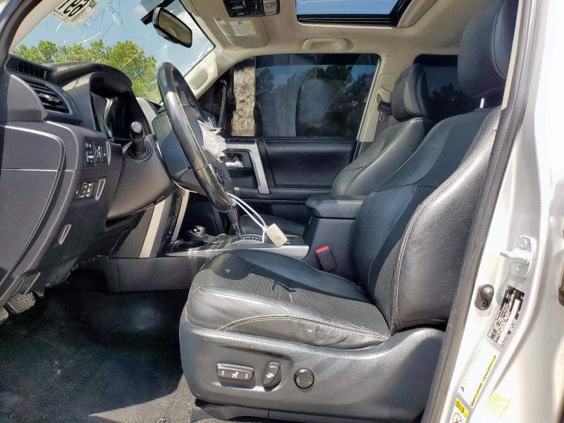 JTEBU5JRXF5265944 - 2015 TOYOTA 4RUNNER SR5/SR5 PREMIUM 银色 照片 7